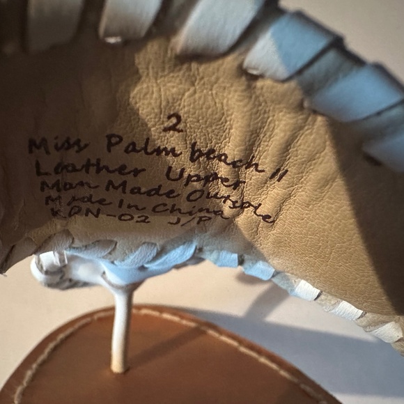 Jacks Girls Flat Sandal, White - Picture 3 of 3